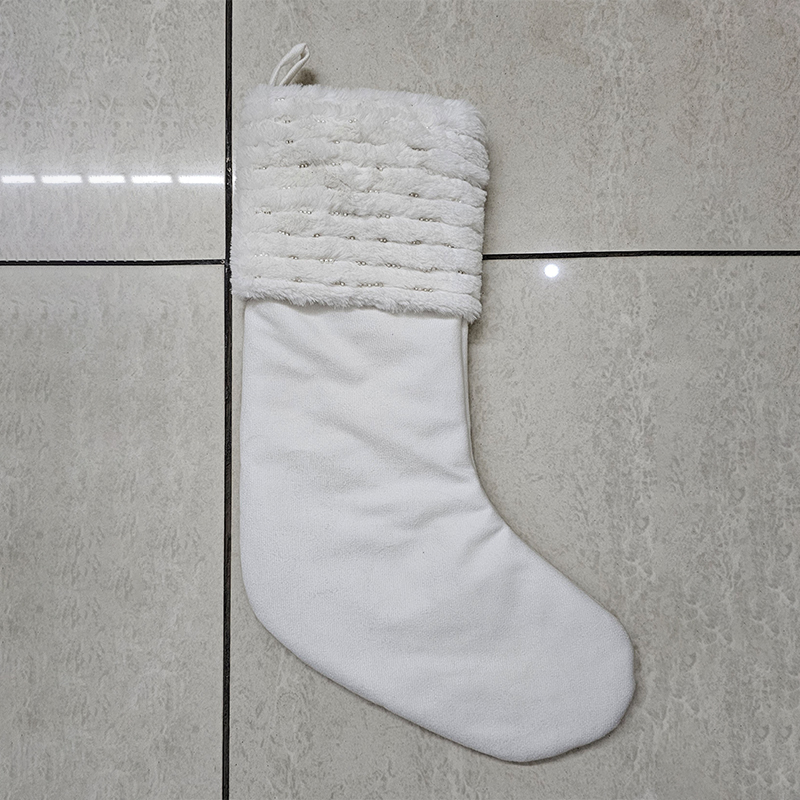 Tree Skirts Stockings (1)